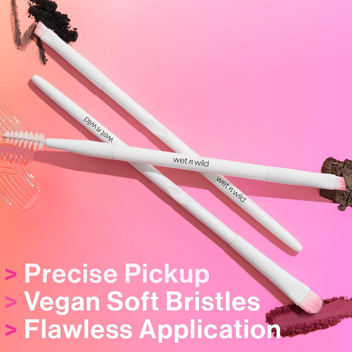 wet n wild Eyeshadow Brush, Precision Blending Application, Soft Synthetic Fibers, Ergonomic Handle for Comfortable Precision Control