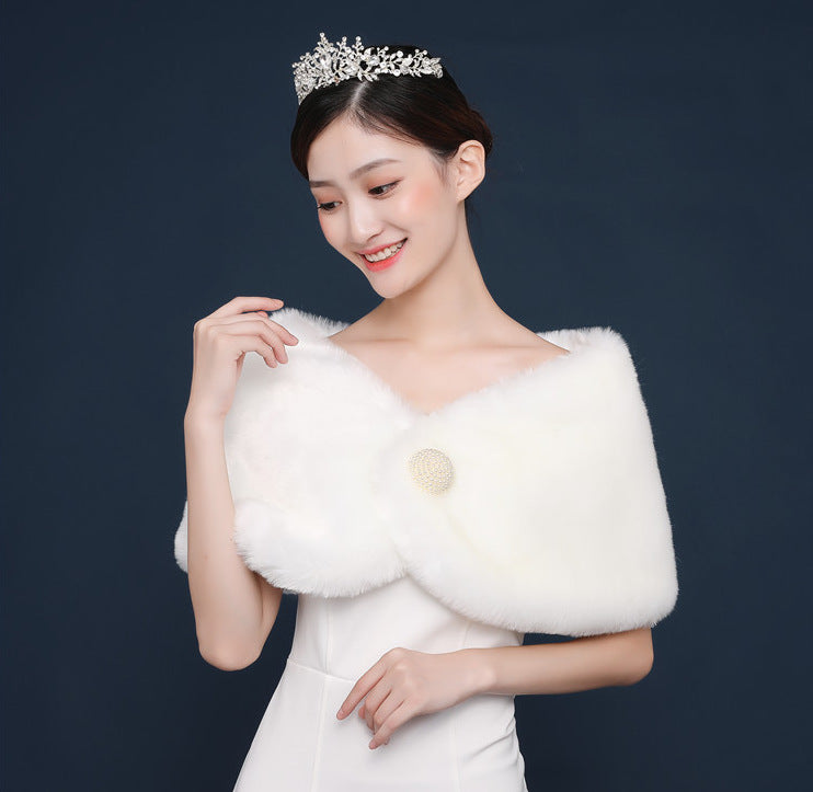 Bride's wedding dress fur shawl women's warm white cloak cheongsam jacket red cloak