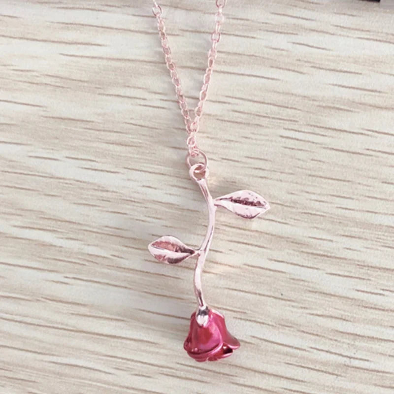New Fashion Vintage Rose Necklace Pendant Long Chain Charm Simple Necklace Autumn Winter Women's Jewelry Valentine's Day