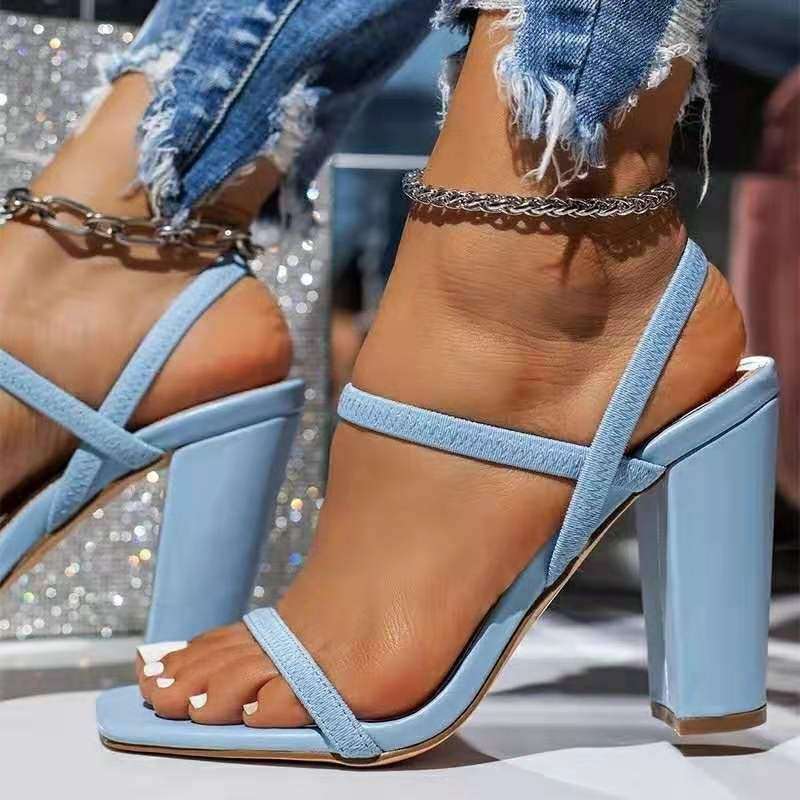 2021 womens shoes sandals Rough and simple word noodles ,