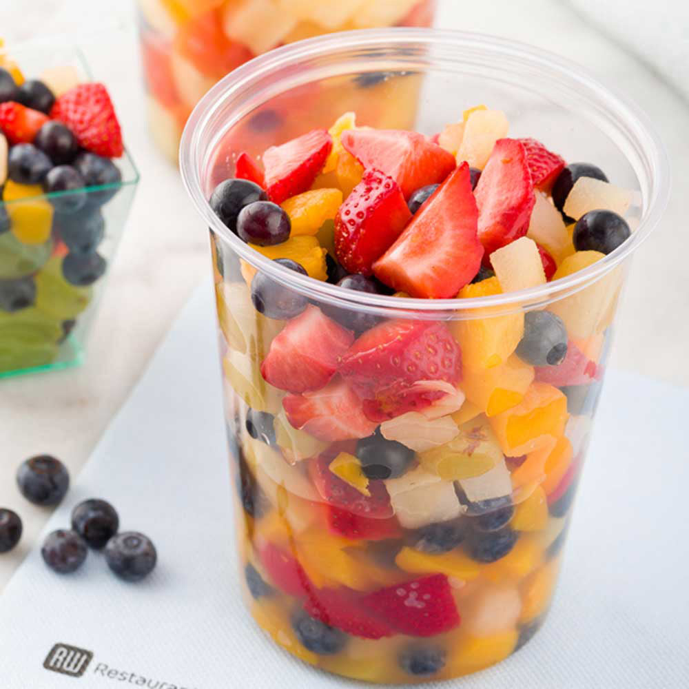 Basic Nature 32 oz Round Clear PLA Plastic To Go Deli Container - Compostable - 4 3/4" x 4 3/4" x 5 1/2" - 500 count box
