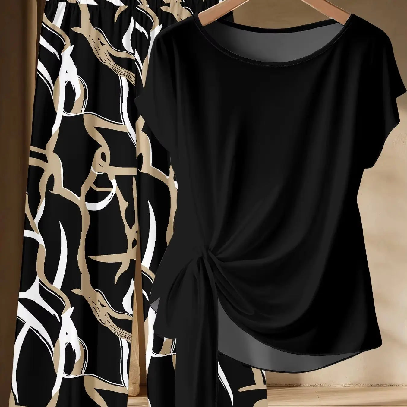 Casual and Elegant Women's Plus Size Premium Black Gold Abstract Print Set Summer Lazy Style Twisted Top Wide Leg Pants