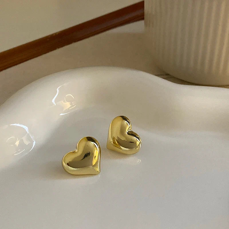 Silver Color Love Earrings for Women Simple Fashion Personality Stud Earring Temperament Personality Jewelry Wholesale