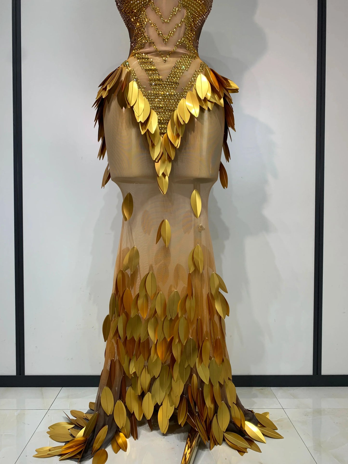 Women Sexy Strapless Mesh Maxi Long Dress Sparkly Gold Rhinestone Sequin Evening Party Gown Luxury Nightclub Birthday Prom Dress