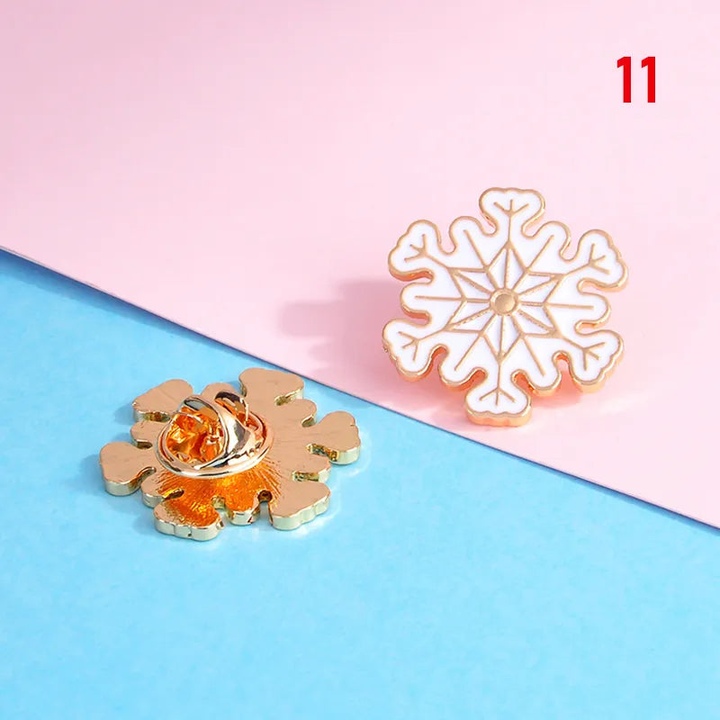 Xmas Enamel Brooch Snowman Santa Claus Tree Wreath Metal Pins Fashion Jewelry Gift For Women Merry Christmas Decor Gifts