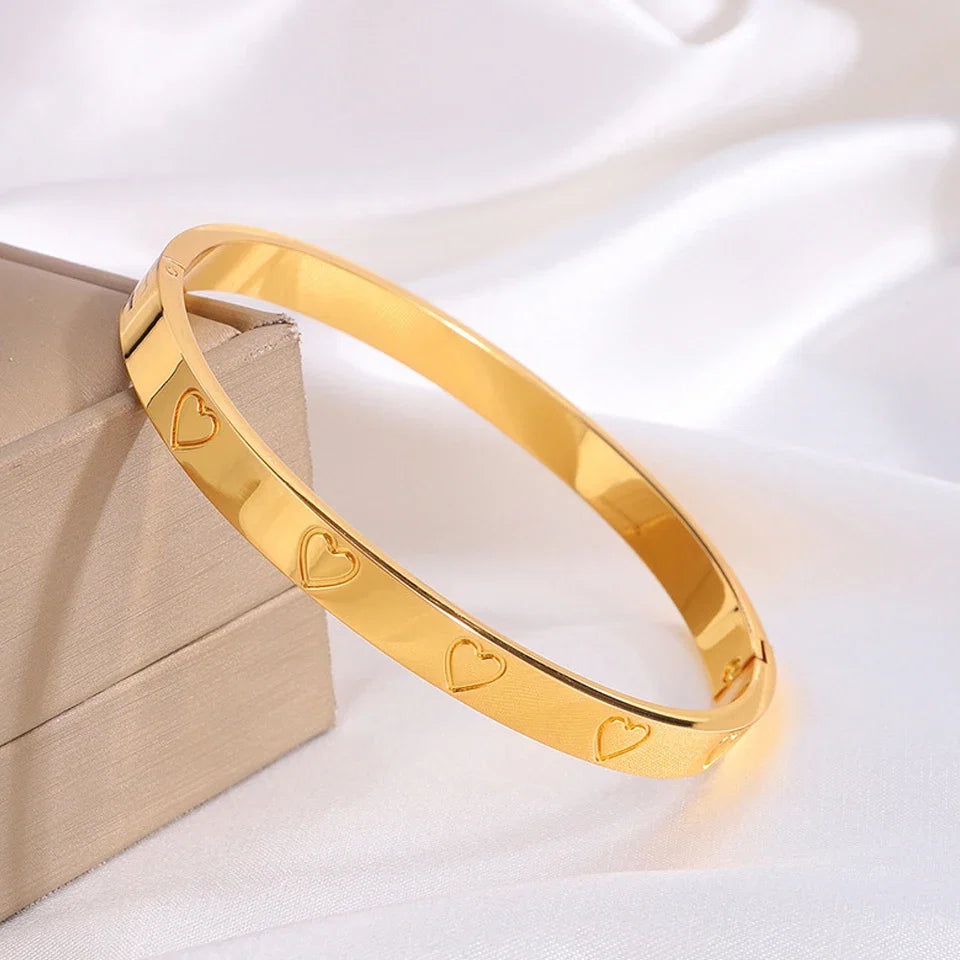 Yupsk 1/4pcs Golden Stainless Steel Stackable Bracelets Exquisite Heart Design Inlaid Zircon Bracelet Set Unisex Jewelry Gifts
