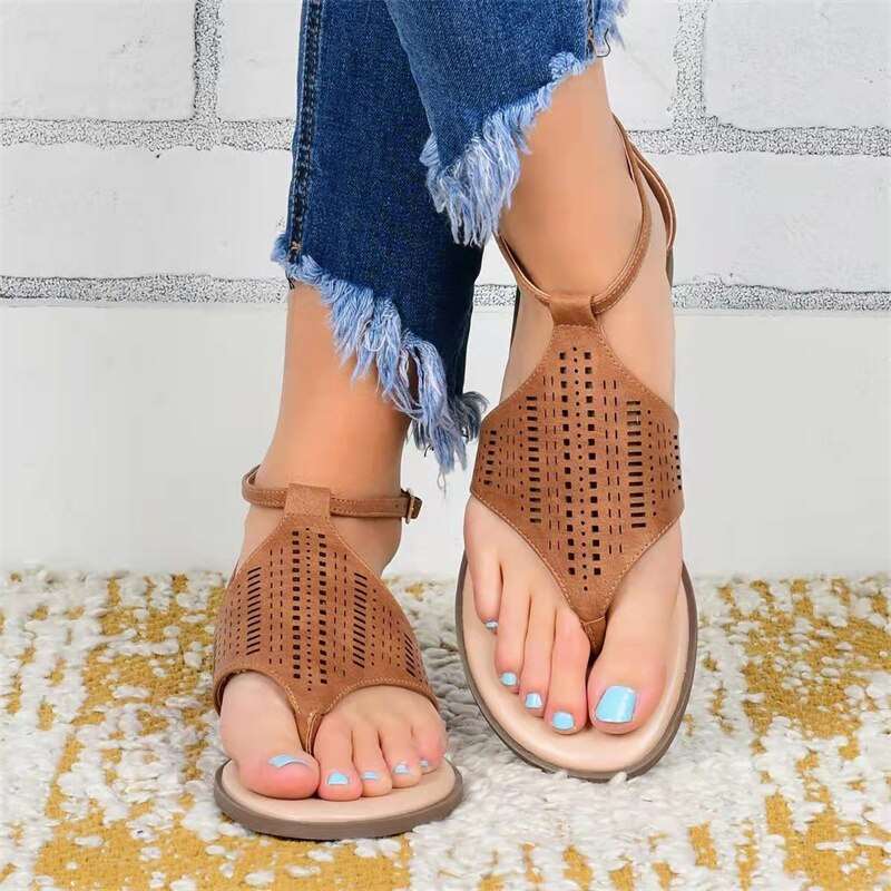 Summer New Open Toe Sandals Sexy Hollow Flats Retro Buckle Casual Flip-Flops Gladiator Sandalias De Mujer Plus Size 35~43