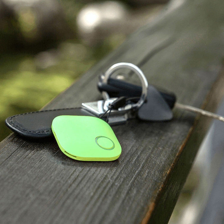 Portable Mini Square Anti Lost Device Smart Bluetooth Remote Anti Theft Keychain Alarm(White)