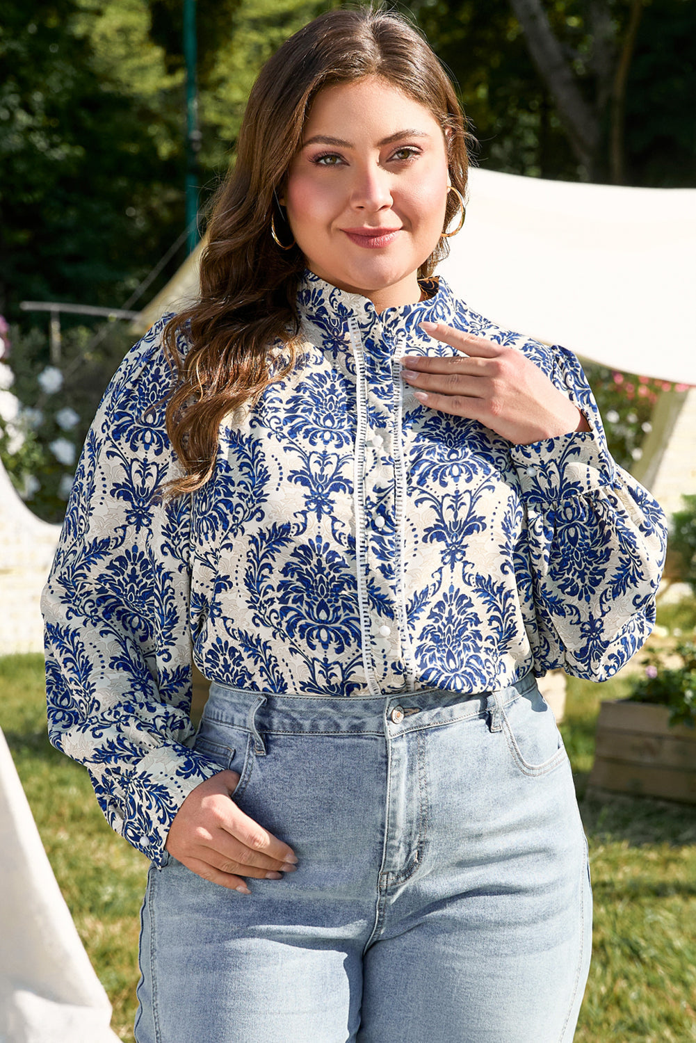Alora Pattern Print Notch PLUS Shirt
