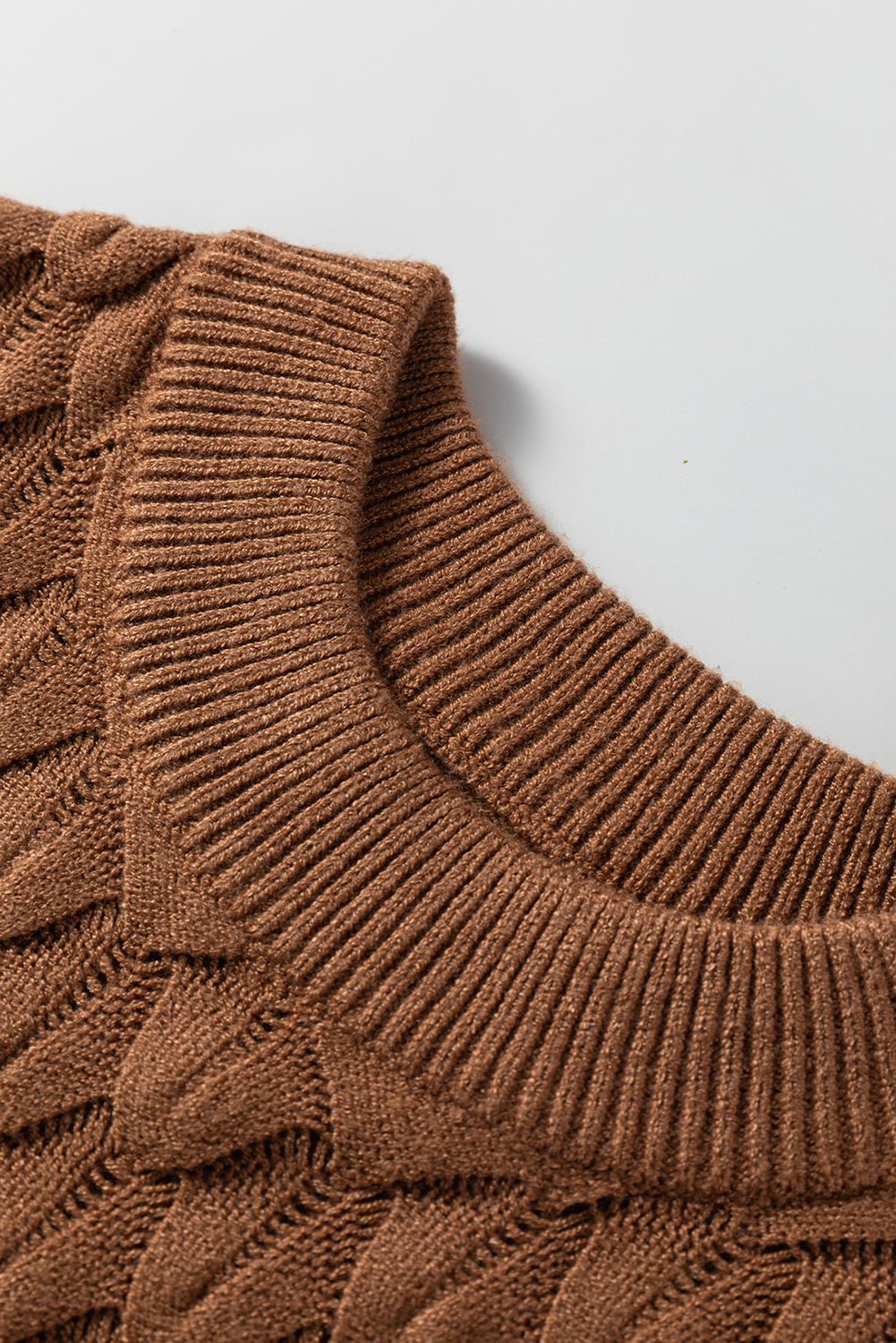 Fish Scale Textured Knit Short Sleeve Sweater