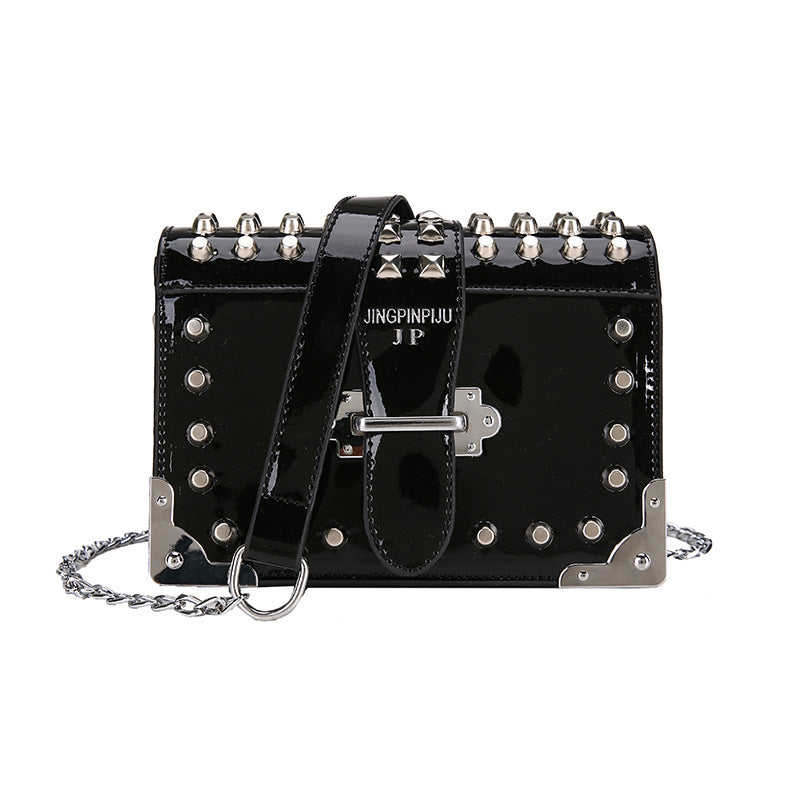 Luxury Patent Leather New Women Handbag Rivet Brand Designer Crossbody Bag Girls Party Shoulder Purse Ladies Chain Clutch Tote