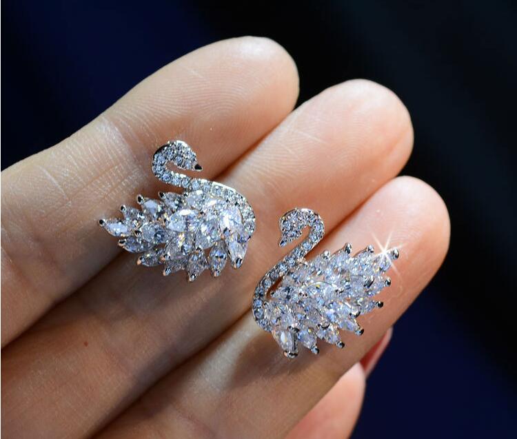 New Design Swan Earring