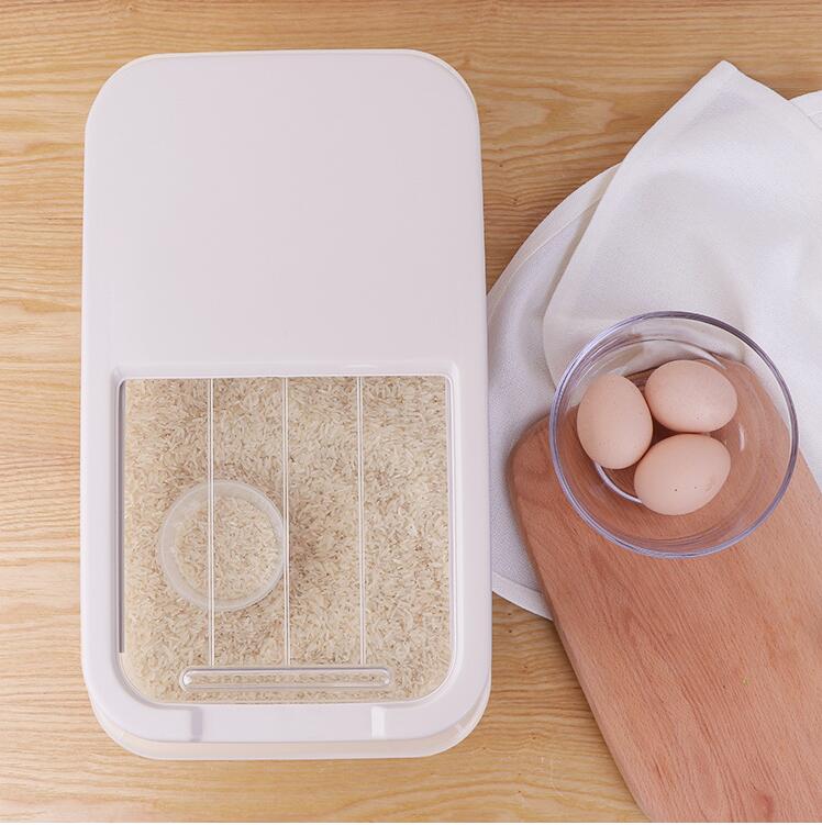 Japanese 10kg plastic barrel kitchen cabinets moistureproof transparent rice storage box with household migang cylinder food box