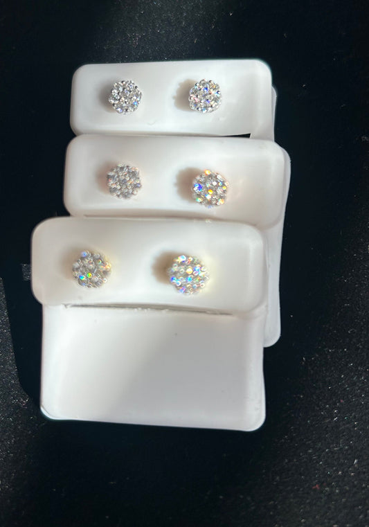 .50ct mini & 1.03ct small silver & Moissanite screw back flowers