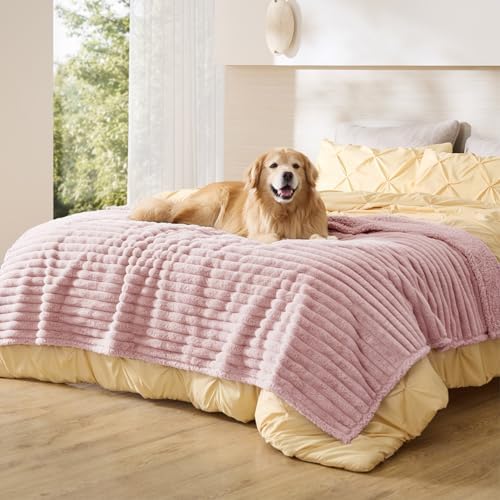 Bedsure ComfyFleece® Waterproof Blanket