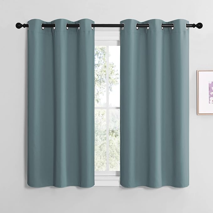 NICETOWN Modern Blackout Curtains Noise Reducing, Thermal Insulated and Privacy