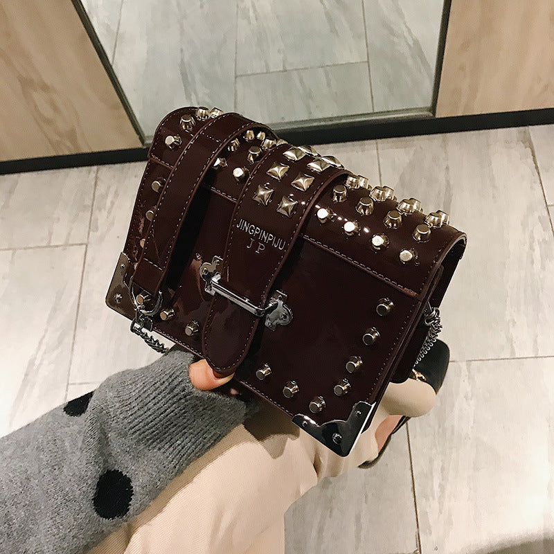 Luxury Patent Leather New Women Handbag Rivet Brand Designer Crossbody Bag Girls Party Shoulder Purse Ladies Chain Clutch Tote