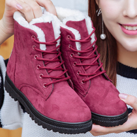 Winter New Women Snow Boots Flat With Large Size Casual Cotton Shoes Trend Women Vulcanized Shoes Artificial Plush