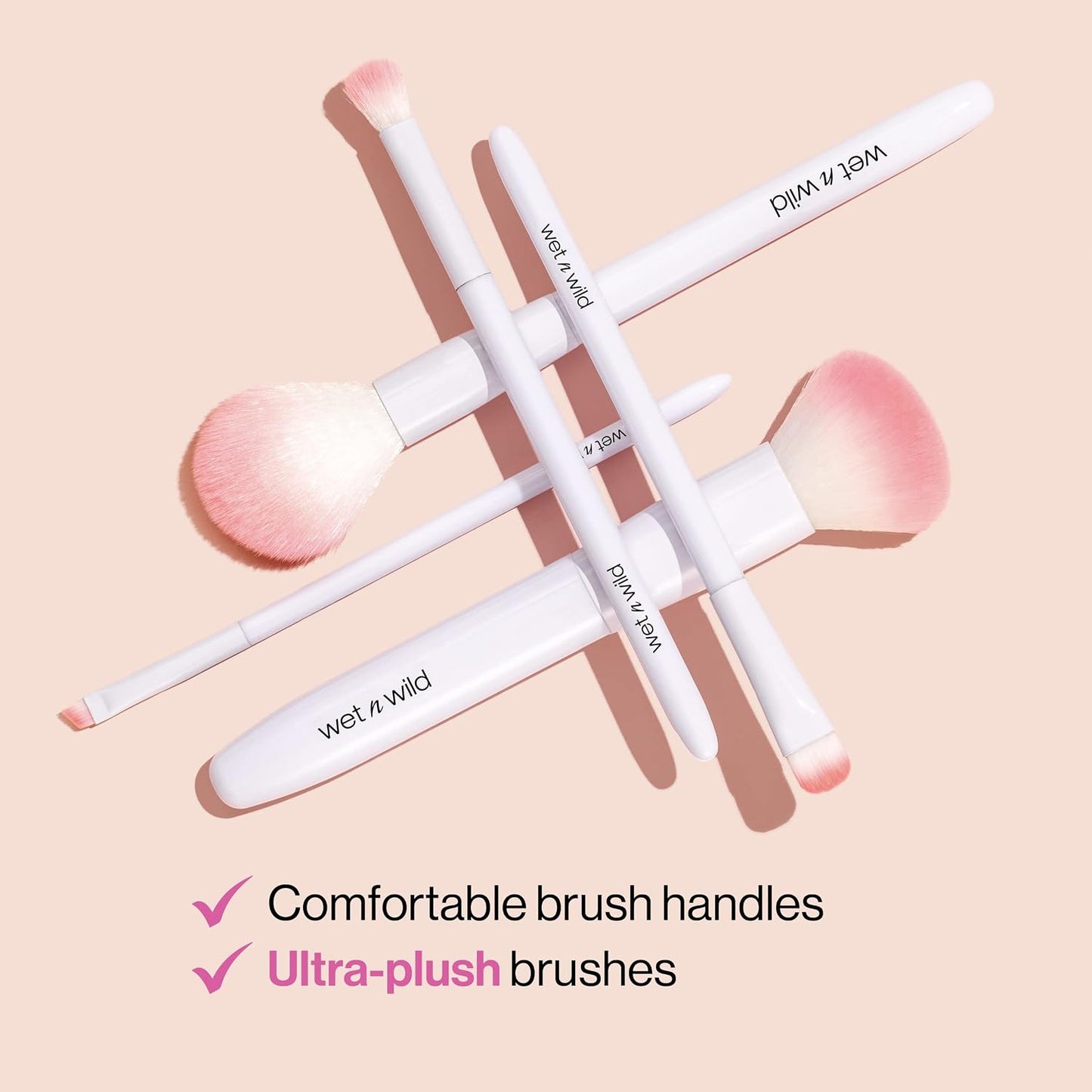 wet n wild Eyeshadow Brush, Precision Blending Application, Soft Synthetic Fibers, Ergonomic Handle for Comfortable Precision Control