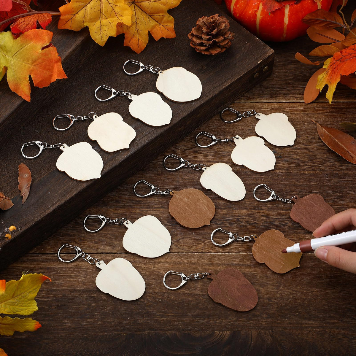 [Like New] RattanView 24-Piece Acorn Keychain Craft Set, 12 Styles
