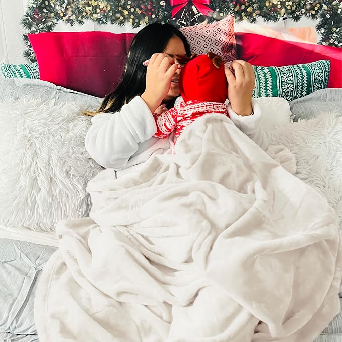 Bedsure GentleSoft Cream Throw Blanket