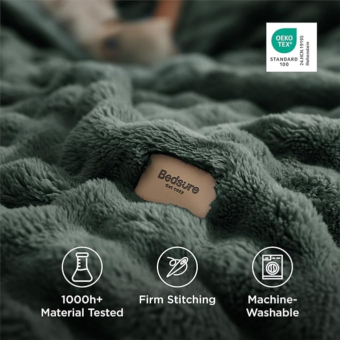 Bedsure 3D Fleece Bubble Blanket