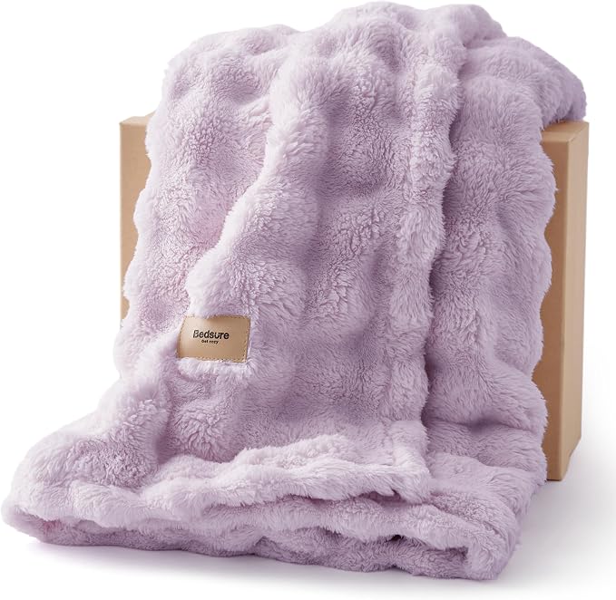 Bedsure 3D Fleece Bubble Blanket