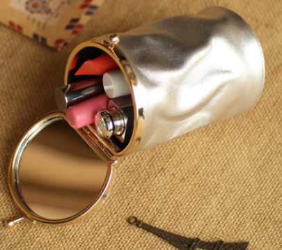 Purse lipstick carrying case