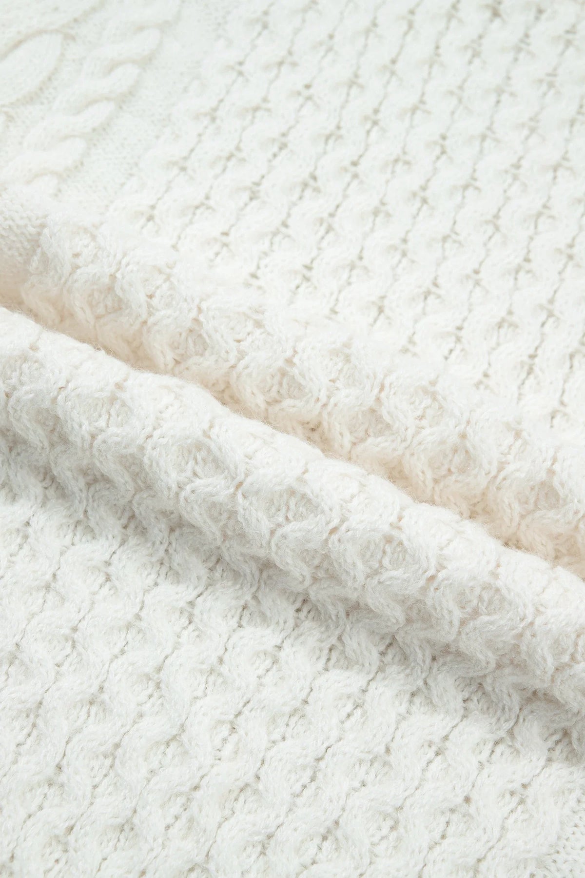 Solid Cable Knit Round Neck Long Sleeve Sweater