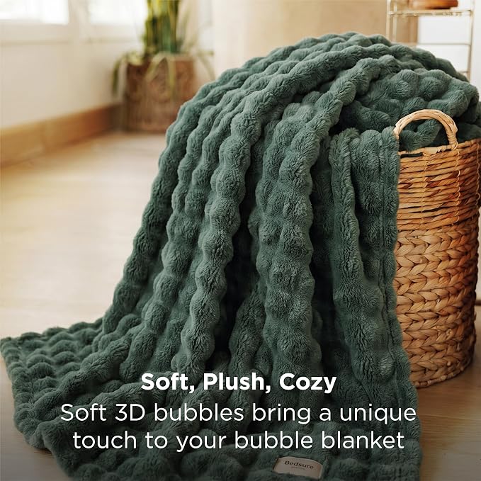 Bedsure 3D Fleece Bubble Blanket
