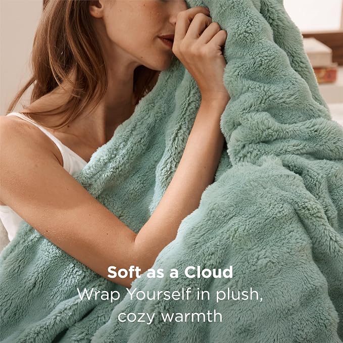 Bedsure Green Twin XL Blankets for Bed