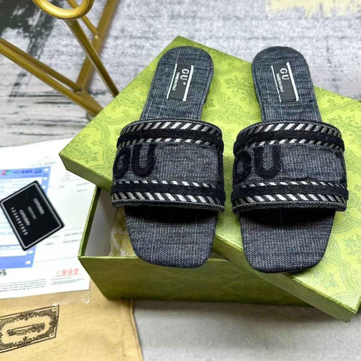 2025 New Fashionable European and American Cowboy Leather Lightweight Outerwear Beach Style Exposed Toe Flat Bottom Straw and Go