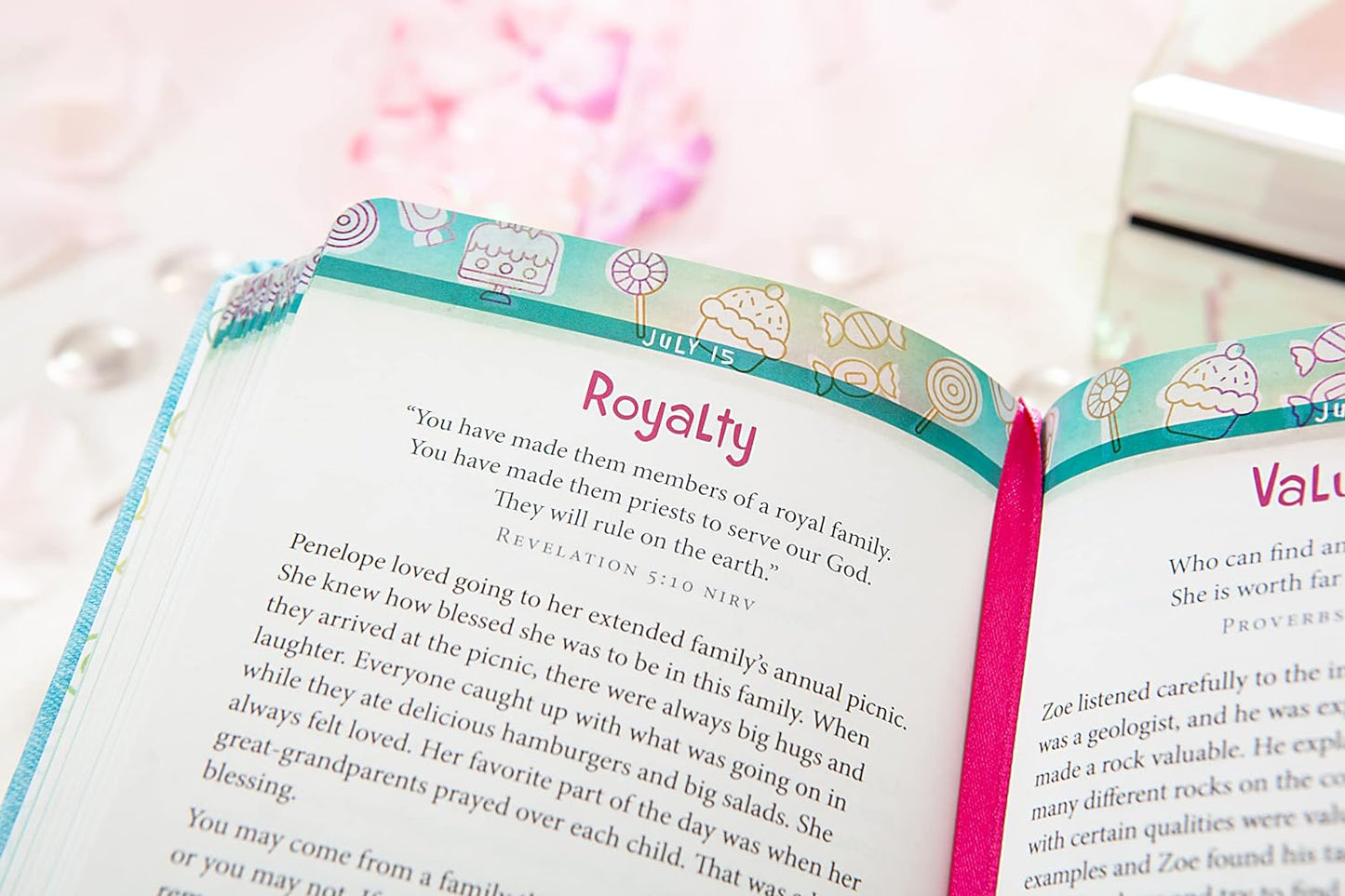 A Daily Word for Girls: A 365-day Devotional