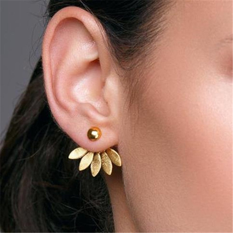 New Crystal Flower Drop Earrings for Women Fashion Jewelry Gold Colour Rhinestones Earrings Gift for Party Best Friend