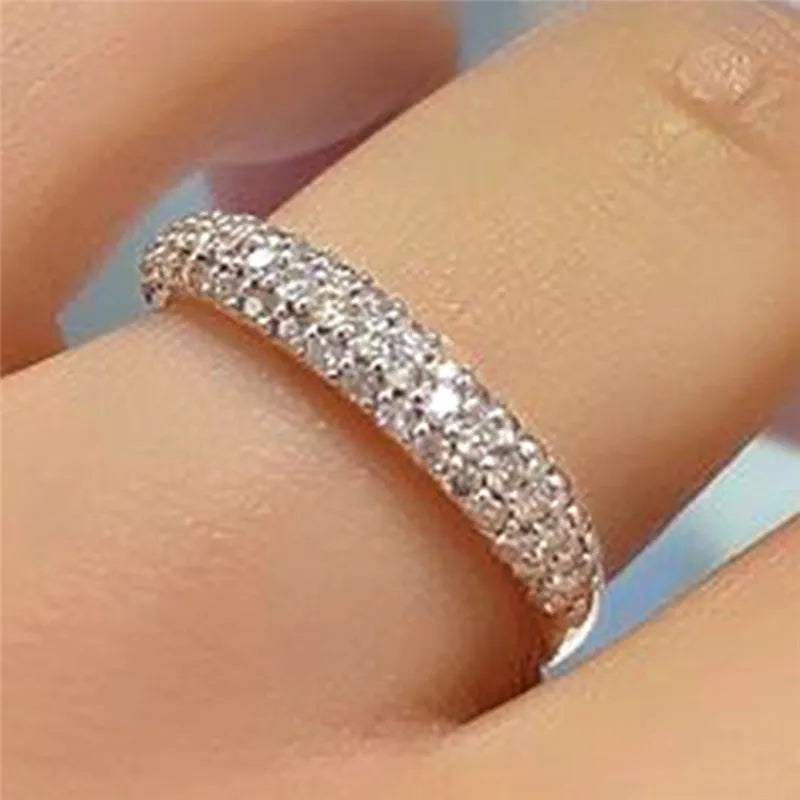 Huitan New Trendy Women Ring with Shiny CZ Simple Band Stylish Girls Accessories High Quality Versatile Jewelry Wholesale Lots
