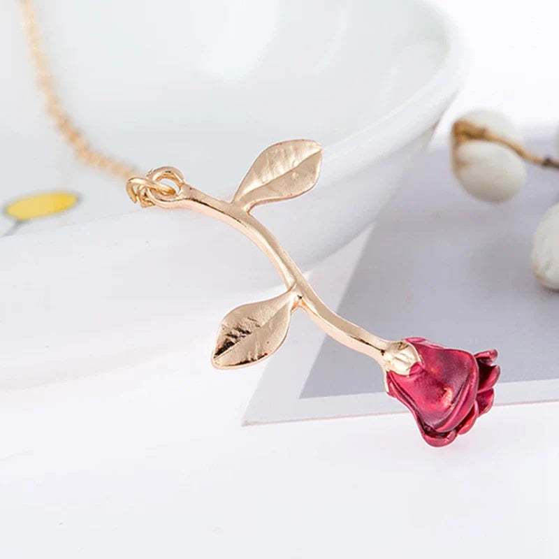 New Fashion Vintage Rose Necklace Pendant Long Chain Charm Simple Necklace Autumn Winter Women's Jewelry Valentine's Day