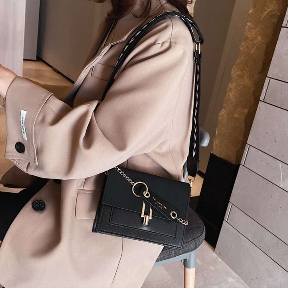 2021 New Handbags for Women Fashion Ins Ultra Fire Retro Wide Shoulder Strap Female Messenger Bags Simple Ladies Crossbody Bags