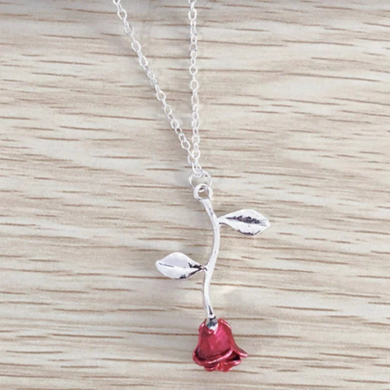 New Fashion Vintage Rose Necklace Pendant Long Chain Charm Simple Necklace Autumn Winter Women's Jewelry Valentine's Day