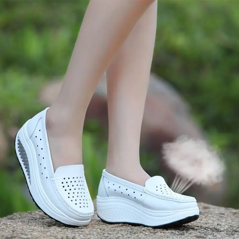 MudiPanda Summer 2017 Women's Shoes Genuine Leather Breathable Shoes Swing Female Shoes Platform  Nurse  Work Shoes