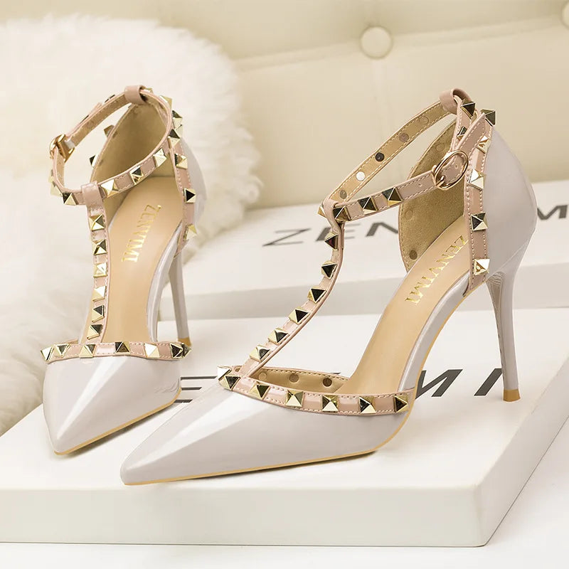 Women's Shoes 9CM Pumps Sexy Club Thin Heel Shows Thin High Heel Shallow Mouth Head Rivet Hollows Word to Take Single Shoe