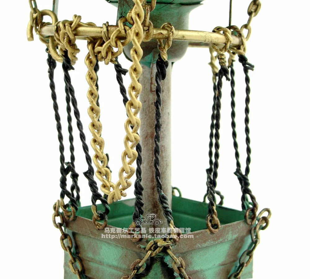 In the 18th century French fire balloon Western restaurant bar hangs home decoration Wrought iron creative gifts