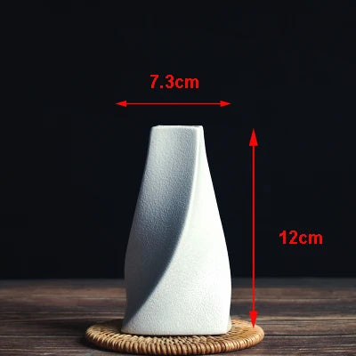 Modern Ceramic Vase Creative Black Tabletop Thydroponic Containers Flower Pot Home Decor Crafts Wedding Decoration