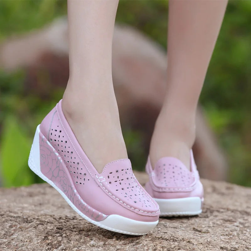 MudiPanda Summer 2017 Women's Shoes Genuine Leather Breathable Shoes Swing Female Shoes Platform  Nurse  Work Shoes