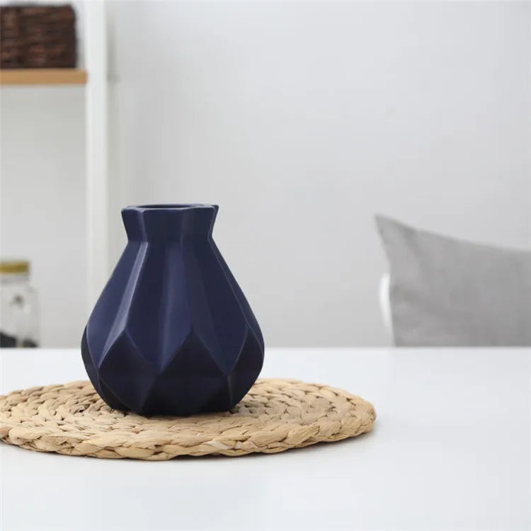 Nordic Porcelain Vase Matt Ceramic Vases Modern Flower Pot Diamond Plant Pot Study Hallway Home Decor Living Room Decoration