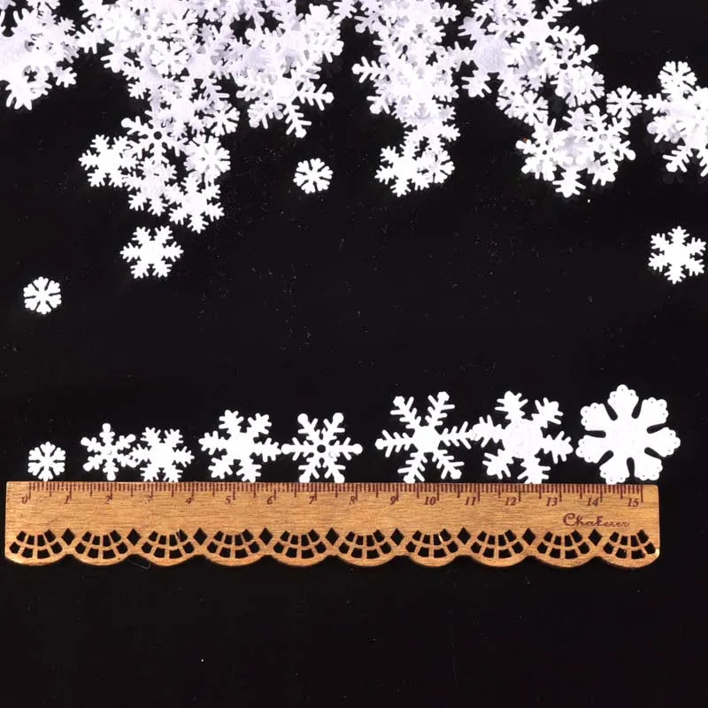 100Pcs 10-30mm White Felt Snowflake Christmas Sticker Non-woven Patch Appliques Craft Party Diy Scrapbooking Decor C2767