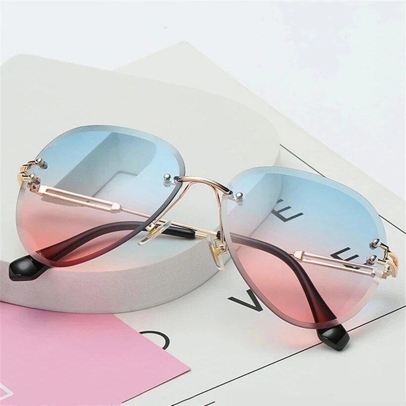 Mirror Sunglasses For Women 2021 Retro Glasses Women's Sunglasses Metal Points Polit Sun Glasses Lunettes femme oculos UV400