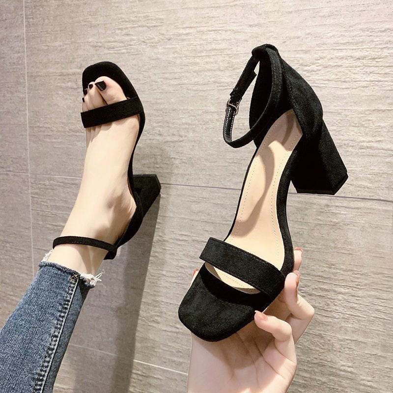 Straight buckle Sandals female 2021 summer new pattern latest fashion Versatile Thick heel Rome Women's Shoes Fairy wind high-heeled shoes