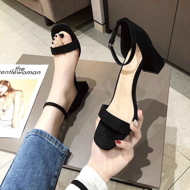 Straight buckle Sandals female 2021 summer new pattern latest fashion Versatile Thick heel Rome Women's Shoes Fairy wind high-heeled shoes