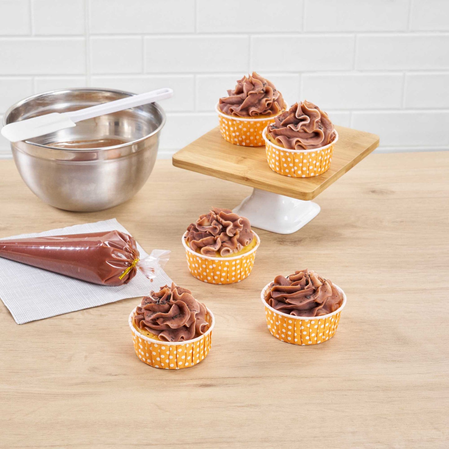 Panificio 5 oz Round Polka-Dotted Hot Orange Paper Large Baking Cup - Pleated - 3 3/4" x 3 3/4" x 1 1/2" - 200 count box