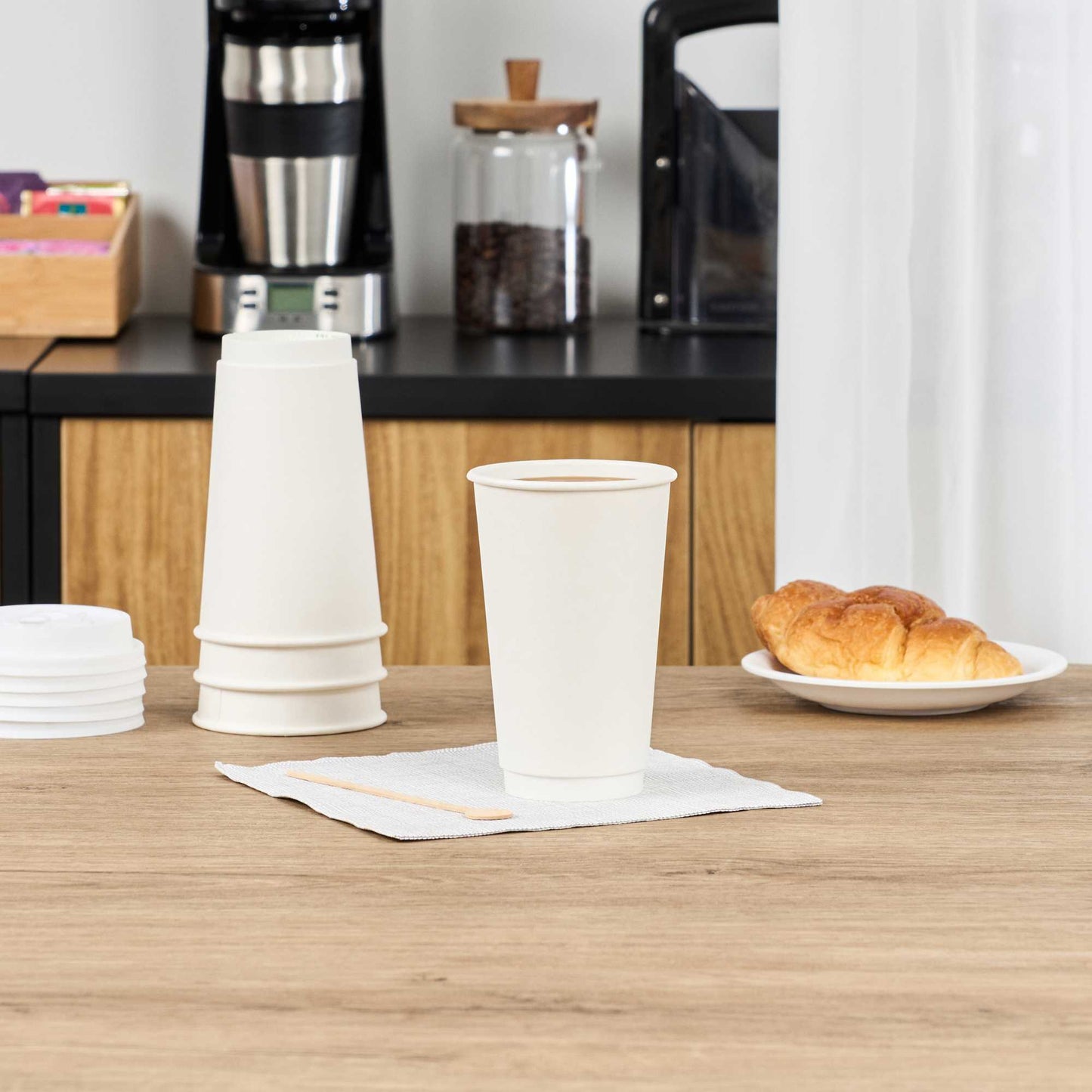 Restpresso 16 oz White Paper Coffee Cup - Double Wall - 3 1/2" x 3 1/2" x 5 1/2" - 25 count box